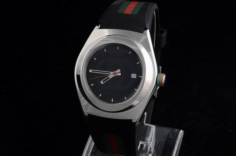 Gucci watches men and women-GG2102W